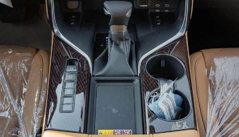 LEXUS-LX600-TWIN-TURBO