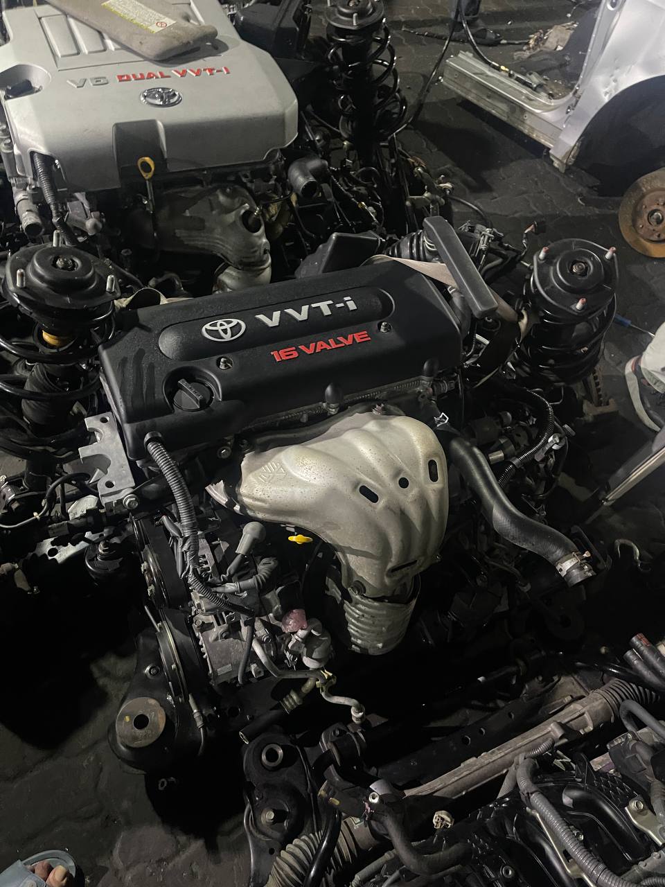 TOYOTA CAMRY
